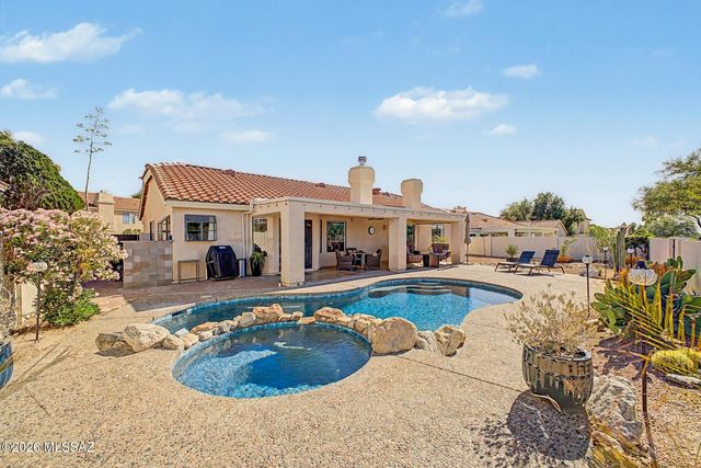 7369 E Riverbank Loop, Tucson, AZ 85715