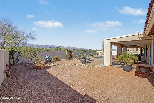 7369 E Riverbank Loop, Tucson, AZ 85715