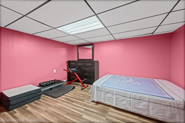 1925 Nicholas Court, Warren, MI 48092