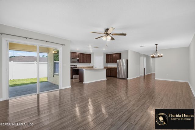 8515 LAKE GEORGE Circle E, Macclenny, FL 32063