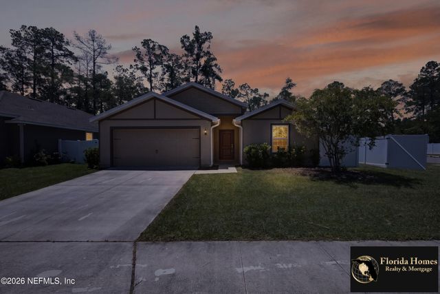 8515 LAKE GEORGE Circle E, Macclenny, FL 32063