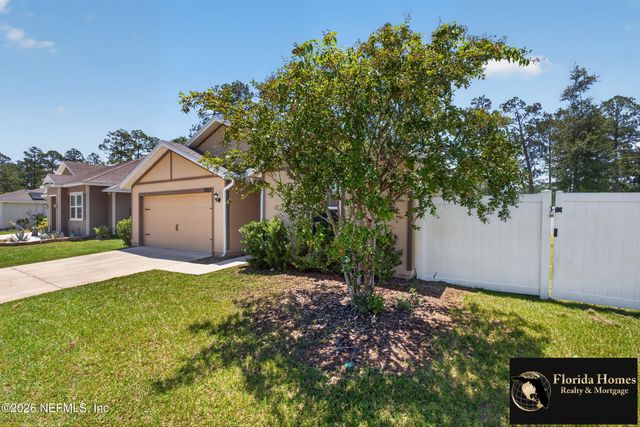 8515 LAKE GEORGE Circle E, Macclenny, FL 32063