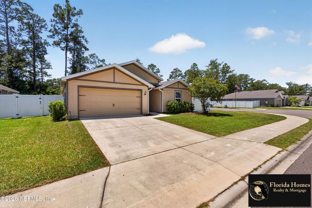 8515 LAKE GEORGE Circle E, Macclenny, FL 32063