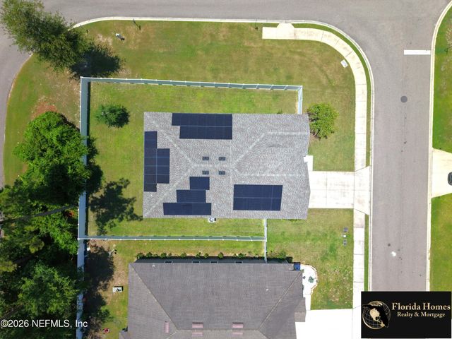 8515 LAKE GEORGE Circle E, Macclenny, FL 32063