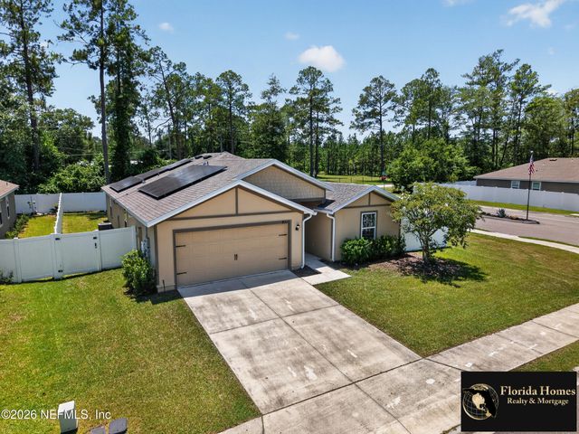 8515 LAKE GEORGE Circle E, Macclenny, FL 32063