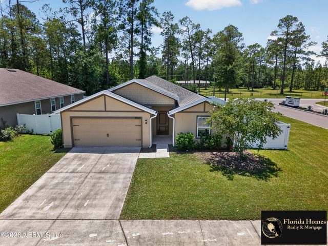 8515 LAKE GEORGE Circle E, Macclenny, FL 32063