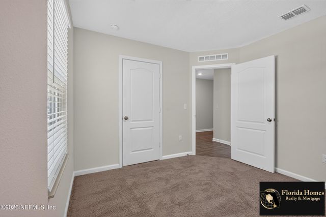 8515 LAKE GEORGE Circle E, Macclenny, FL 32063
