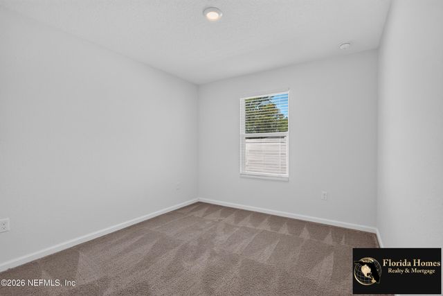 8515 LAKE GEORGE Circle E, Macclenny, FL 32063
