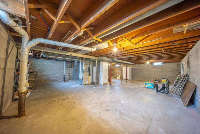 123 JEAN STREET, Combined Locks, WI 54113