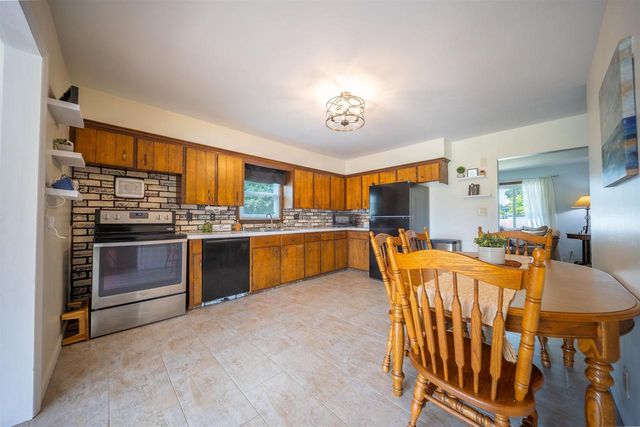 123 JEAN STREET, Combined Locks, WI 54113