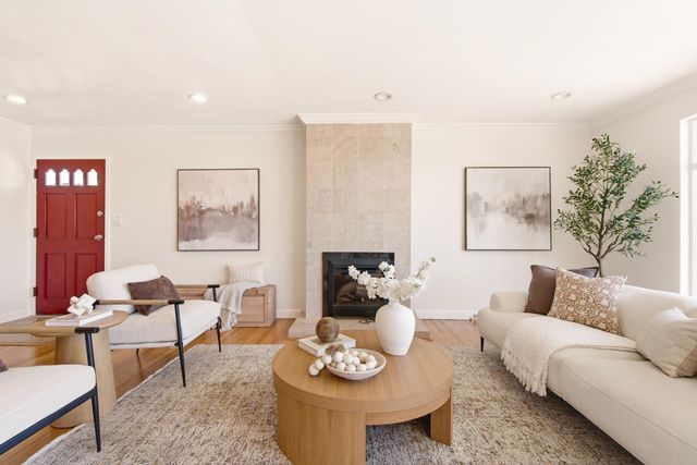 201 Springdale Drive, Pacifica, CA 94044