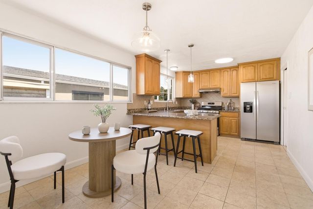 201 Springdale Drive, Pacifica, CA 94044