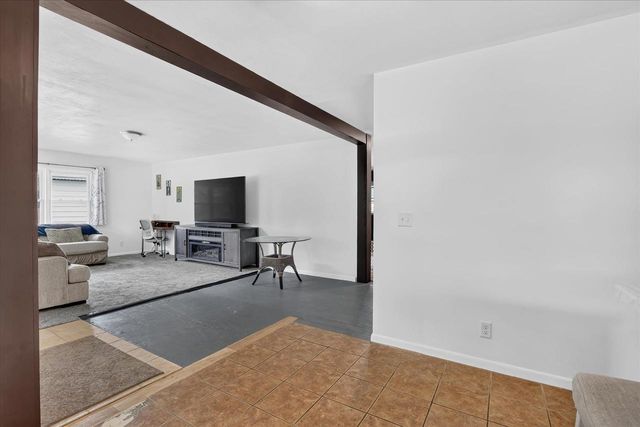 1030 SW Harmony Circle, Janesville, WI 53545