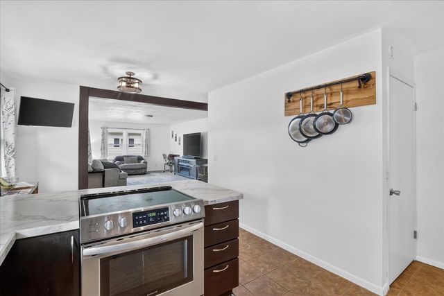1030 SW Harmony Circle, Janesville, WI 53545
