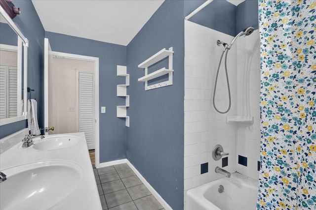 1030 SW Harmony Circle, Janesville, WI 53545