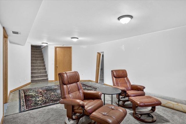 1030 SW Harmony Circle, Janesville, WI 53545