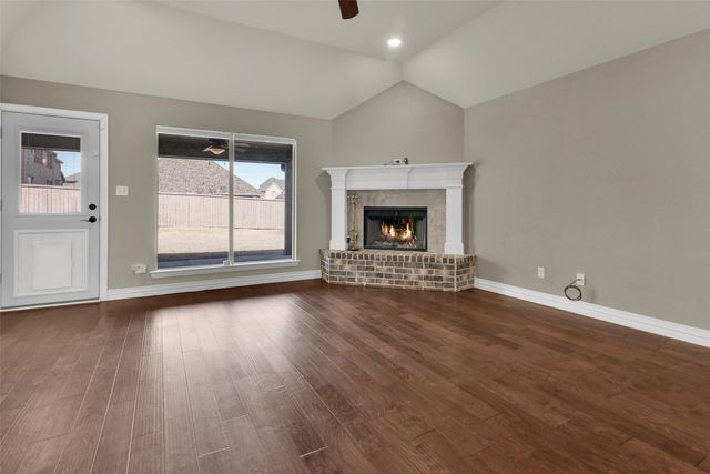 2601 W Center Street, Sherman, TX 75092