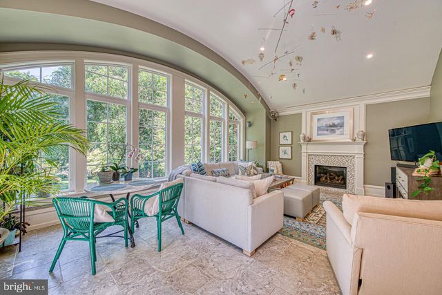 230 S RIDLEY CREEK RD, Media, PA 19063