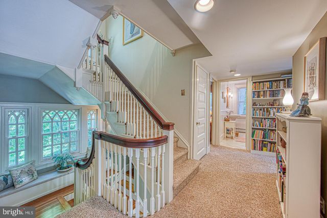 230 S RIDLEY CREEK RD, Media, PA 19063