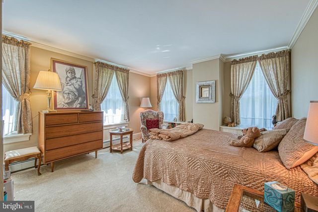 230 S RIDLEY CREEK RD, Media, PA 19063