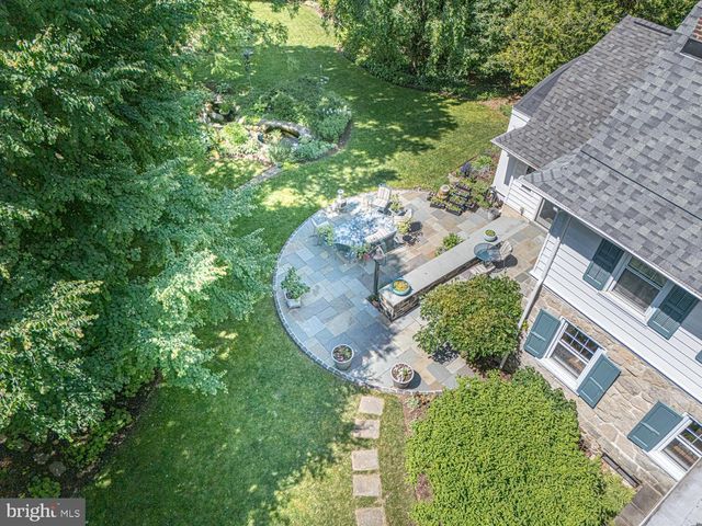 230 S RIDLEY CREEK RD, Media, PA 19063
