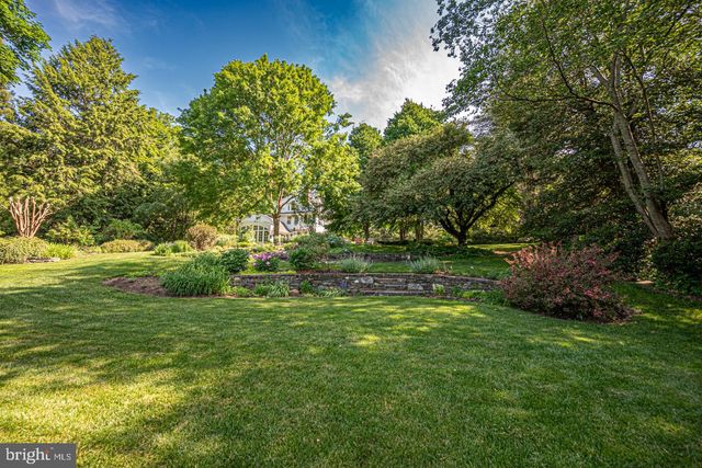 230 S RIDLEY CREEK RD, Media, PA 19063