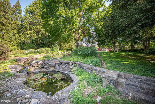 230 S RIDLEY CREEK RD, Media, PA 19063