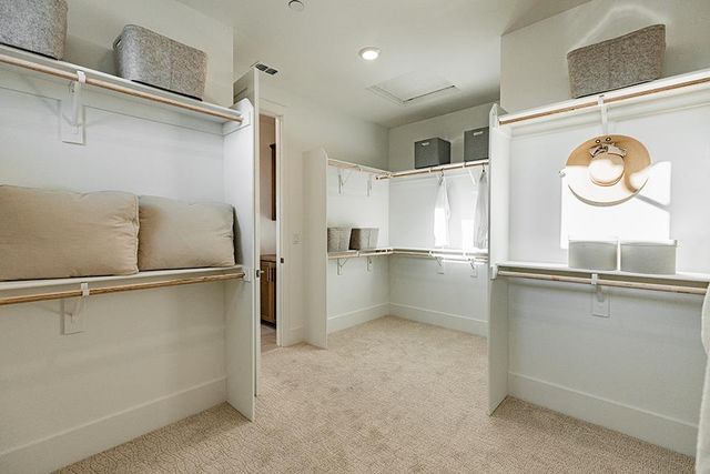 5752 Golden Pond Dr, Rocklin, CA 95677