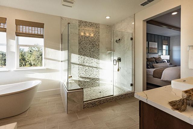 5752 Golden Pond Dr, Rocklin, CA 95677