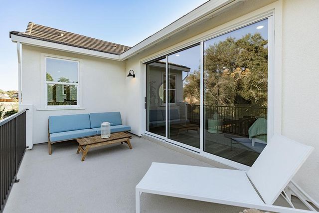 5752 Golden Pond Dr, Rocklin, CA 95677