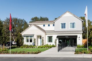5752 Golden Pond Dr, Rocklin, CA 95677