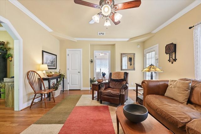 2115 E 17th Place, Tulsa, OK 74104