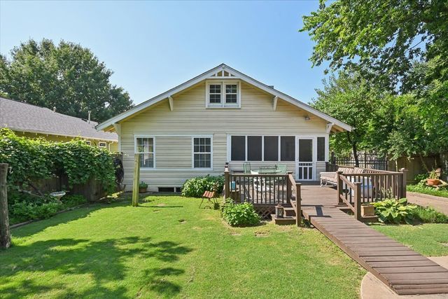 2115 E 17th Place, Tulsa, OK 74104