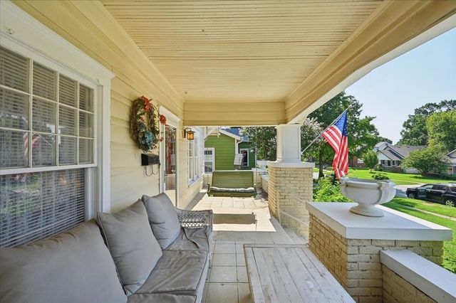 2115 E 17th Place, Tulsa, OK 74104