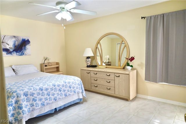 147 SW 47th TER 1, Cape Coral, FL 33914