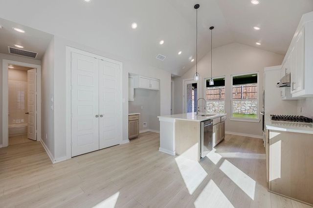 1526 Pemrose Way, Forney, TX 75126