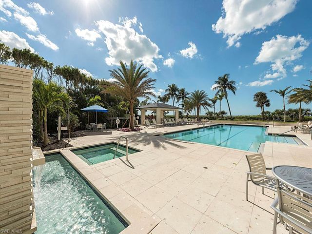 4051 Gulf Shore BLVD N 805, Naples, FL 34103