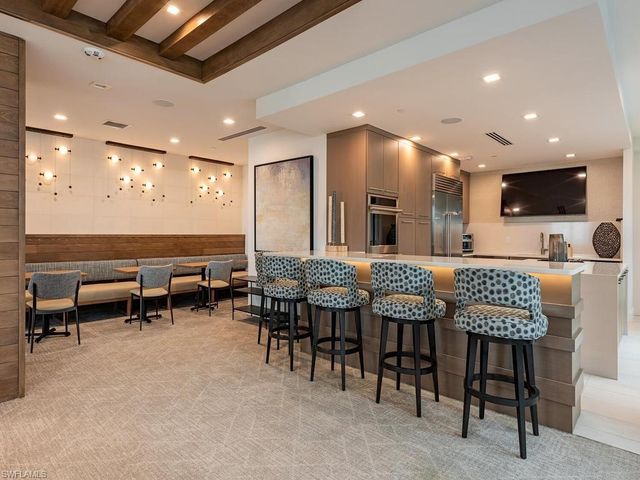 4051 Gulf Shore BLVD N 805, Naples, FL 34103