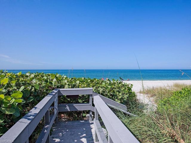 4051 Gulf Shore BLVD N 805, Naples, FL 34103