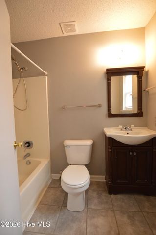 109 Live Oak Court, Midway Park, NC 28544