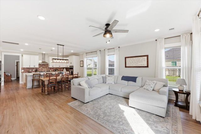 105 Edisto Crossing Court, Ridgeville, SC 29472