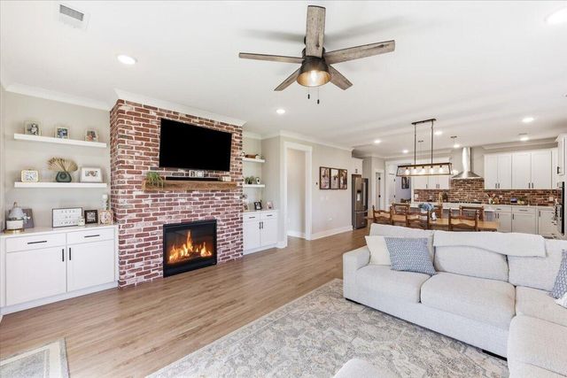 105 Edisto Crossing Court, Ridgeville, SC 29472