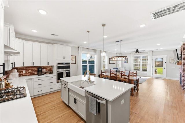 105 Edisto Crossing Court, Ridgeville, SC 29472
