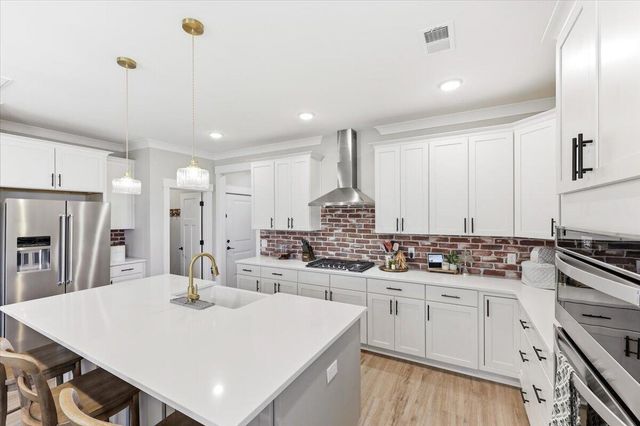 105 Edisto Crossing Court, Ridgeville, SC 29472
