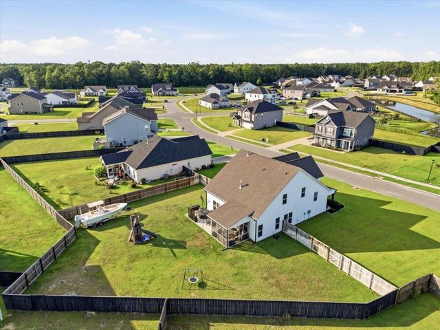 105 Edisto Crossing Court, Ridgeville, SC 29472