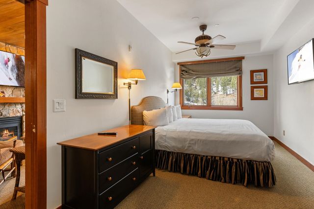 1985 Olympic Valley Rd Unit 216 2-216, Olympic Valley, CA 96146