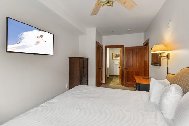 1985 Olympic Valley Rd Unit 216 2-216, Olympic Valley, CA 96146