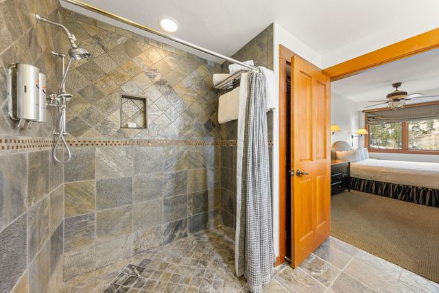 1985 Olympic Valley Rd Unit 216 2-216, Olympic Valley, CA 96146