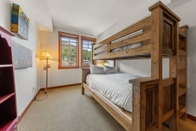 1985 Olympic Valley Rd Unit 216 2-216, Olympic Valley, CA 96146