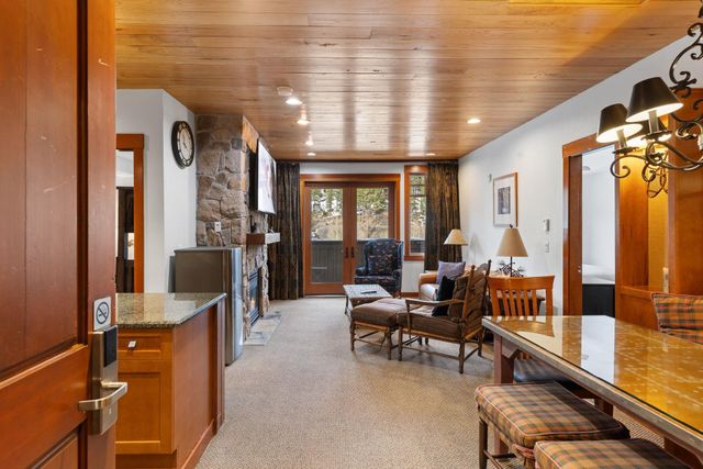 1985 Olympic Valley Rd Unit 216 2-216, Olympic Valley, CA 96146